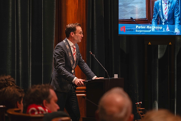 Burgemeester Peter Heijkoop spreekt