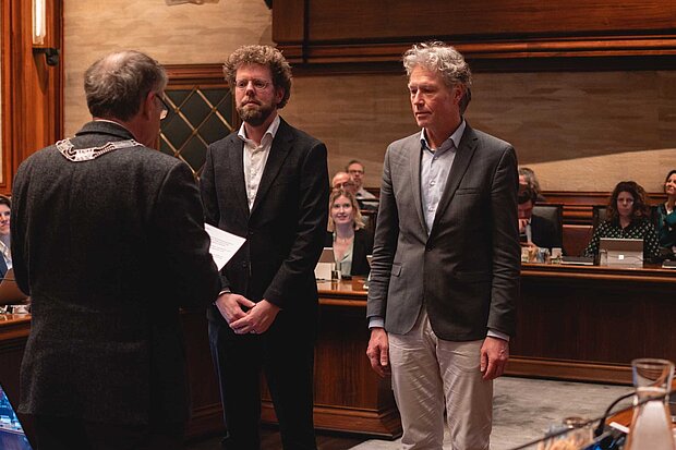 Willem Jan Meerding en Hans Arts worden beëdigd als lid van de Rekenkamer Leiden-Leiderdorp