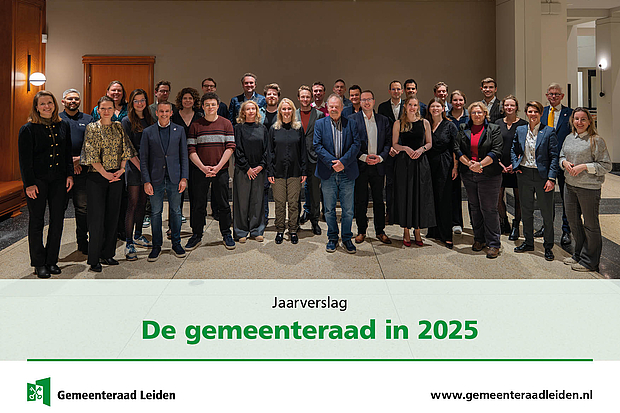 Cover jaarverslag gemeenteraad met alle raadsleden